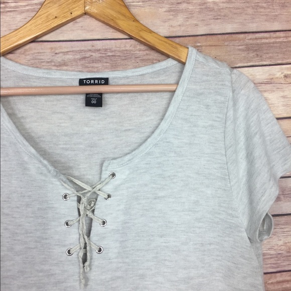 New Listing torrid 🌸🌼🌸🌼Torrid grey lace top - Picture 2 of 4